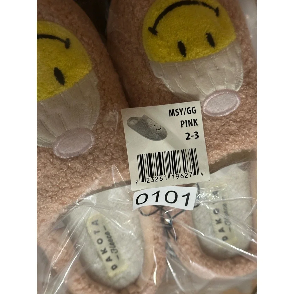 Dakota Fleece Kids Pink Smiley Face Beanie Slippers MSY/GG Size 2-3 NEW‎